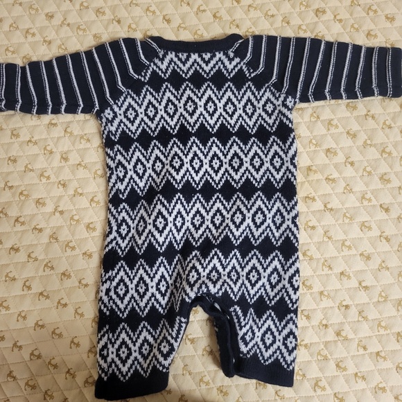 Hanna Andersson Black & White Winter Wonderful Knit Sweater Romper - Picture 4 of 4